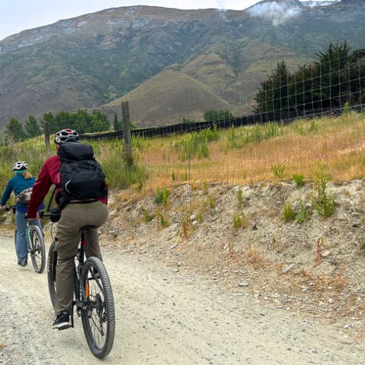 Our guests explore Arrowtown by bike 
