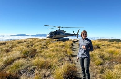 2 solo woman kepler track heli hike GW