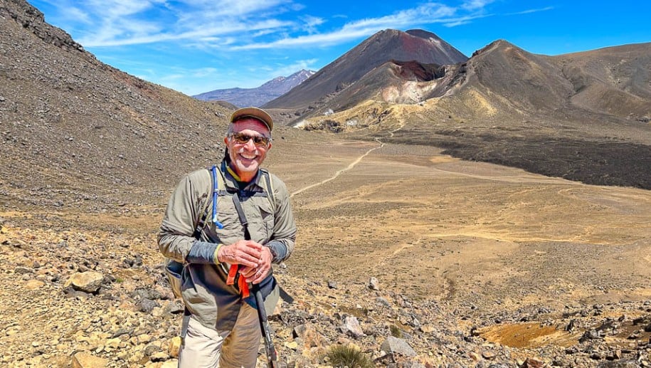 3 Tongariro Crossing hiking and adventure tours 3