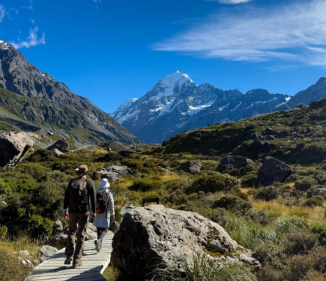 two guests hiking hooker valley mt cook national park