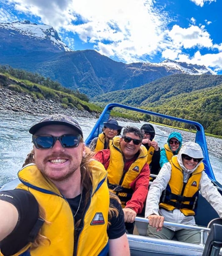 13 Scenic helicopter hike and jetboat in Mount Aspiring National Park 11 November 2024