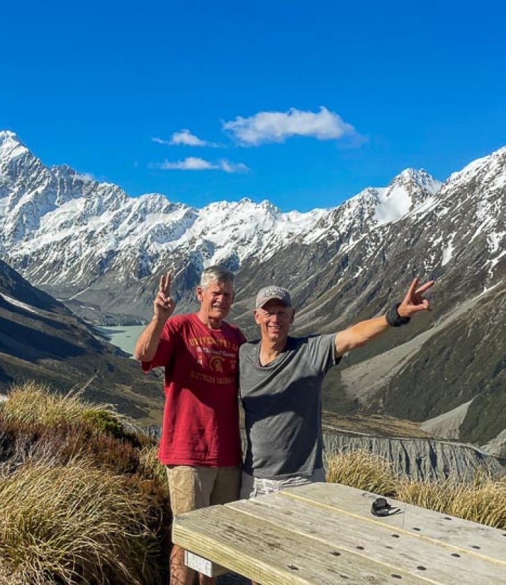 2 Men AorakiMount Cook National Park