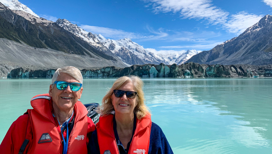 12 tasman glacier boat cruise 1