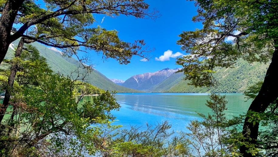 8 lake rotoiti scenery2