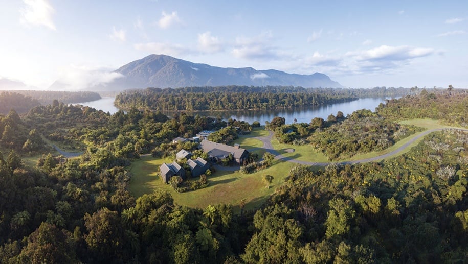New Zealand luxury tours Fiordland