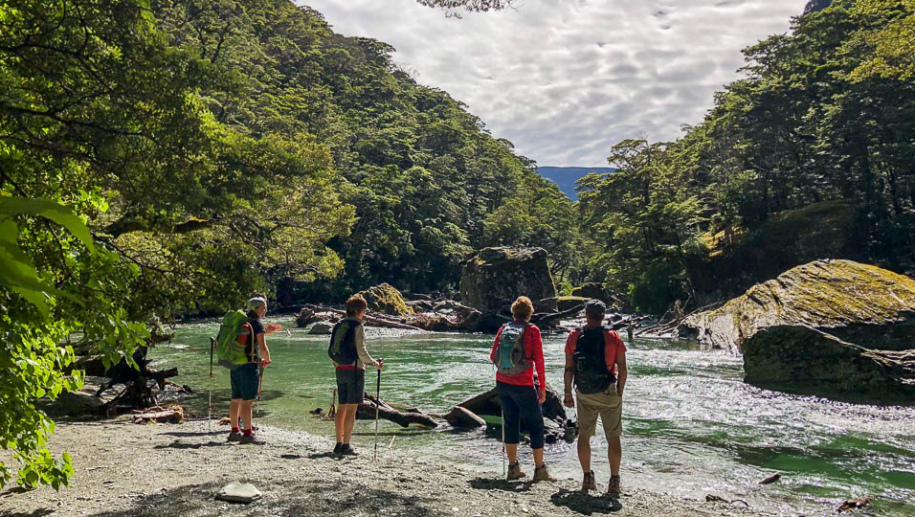 routeburn track river otago1
