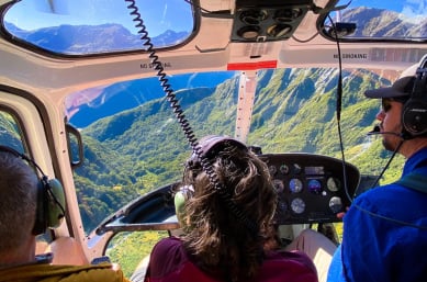 13 scenic helicopter flight mt aspiring national park GE
