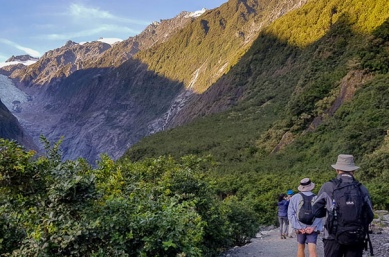 Check out the Franz Josef Glacier on a New Zealand hiking tour