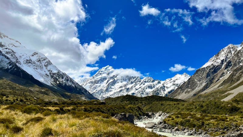 The Hooker Valley Track is a wonderful walk with incredible sights all around.