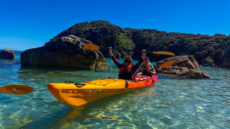 couple Kayak in Abel Tasman National Park