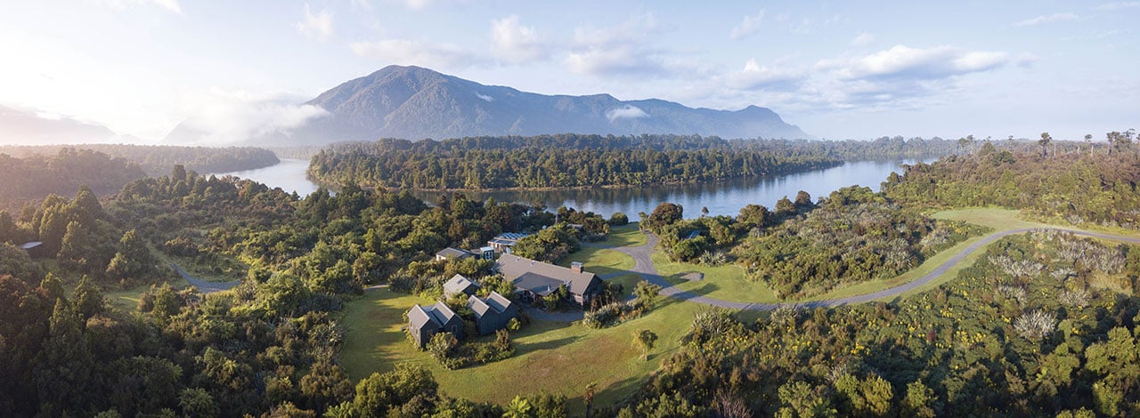 martins bay lodge accomodation new zealand luxury tours