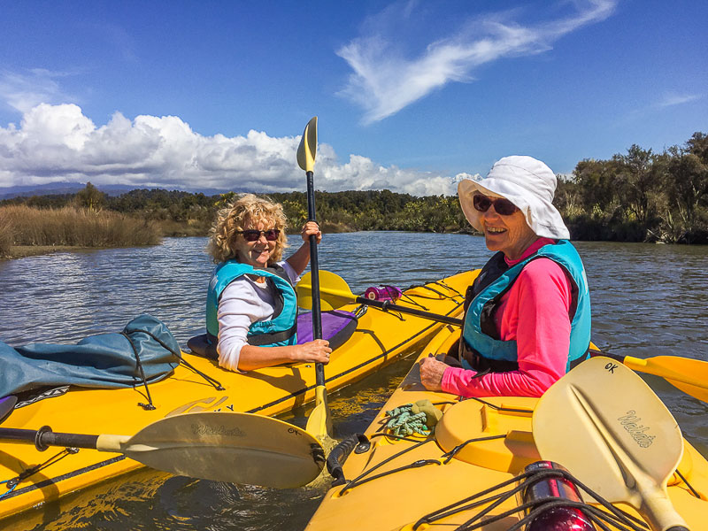 New Zealand tours for singles