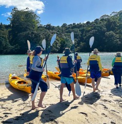Cathedral Cove adventure kayaking tours 