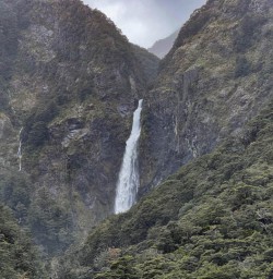 1 Devils Punchbowl