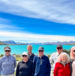 1 Group picture at Lake Tekapo Reverse World Heritage2