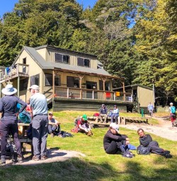 Lakeside Moturau Hut