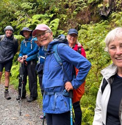 New Zealand hiking tour on the Routeburn Track