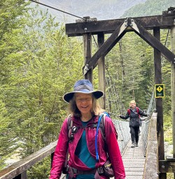 Routeburn Track walking and adventure tous