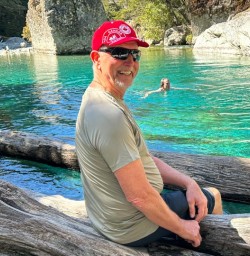 1 Solo Man sitting by the Rock Pools on the Routeburn Track 07MAR25