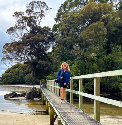 Stewart Island hiking tours 