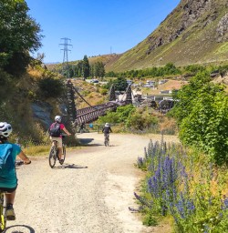 Bike to Kawarau bungy bridge