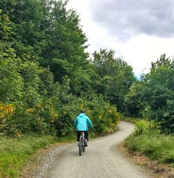Bike tour Arrow River trail