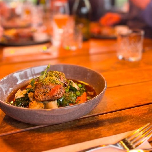 1 dinner stewart Island GW25OCT26