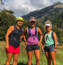 Ladies at Routeburn track valley, otago new zealand