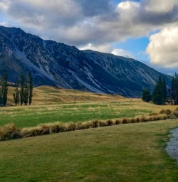 Lake Ohau scenery