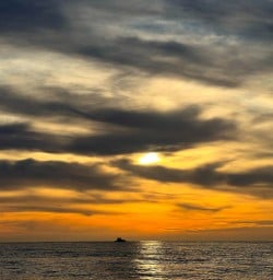 Sunset lochmara