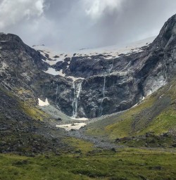 Views from Homer tunnel Fiordland