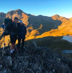 The early hiker gets the best views