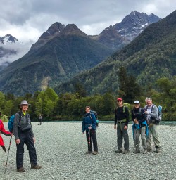 Guided hiking Hollyford track