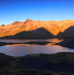 Sun rise on Lake Angelus