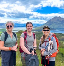 Rocky Mountain New Zeland hiking tour