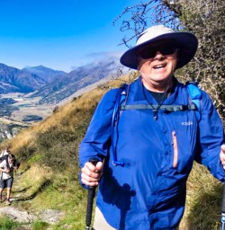 Group hike Wanaka