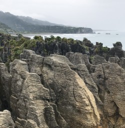 Punakaiki Pancake Rocks and Blowholes, Porarari National Park West Coast New Zealand