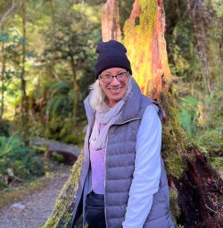 Routeburn Track luxury hiking tours 