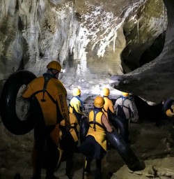 12 charleston cave formations