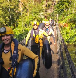 Charleston caving tour
