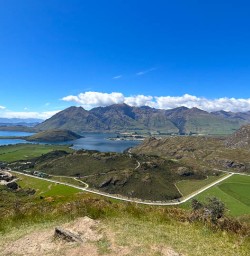 Diamond Lake and Rocky Mountain New Zealand 
