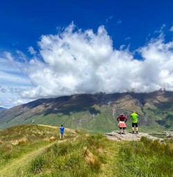 Diamond Lake and Rocky Mountain Track adventure tour 