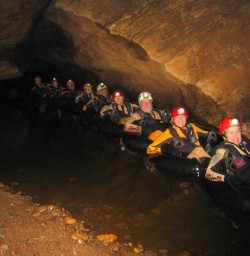 Glowworm Caving at Nile River