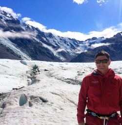 andrew hiking on the tasman glacier