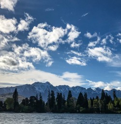 Views from the shores of Lake Wakatipu