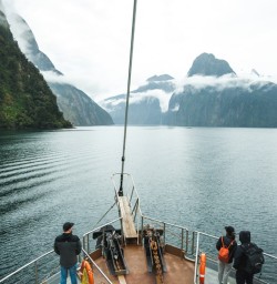 13 Bow views on Milford Cruise copy