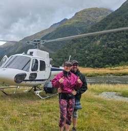 13 Couple Siberia Valley Helicopter Flight 17FEB25