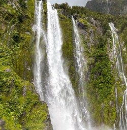 Milford Sound adventure tours 