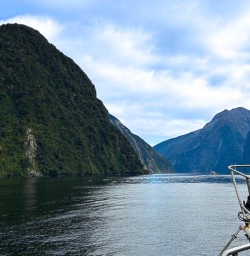Milford Sound cruise with New Zealand Trails