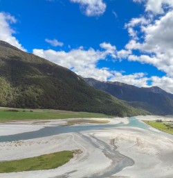 Helicopter ride Mount Aspiring National Park tour